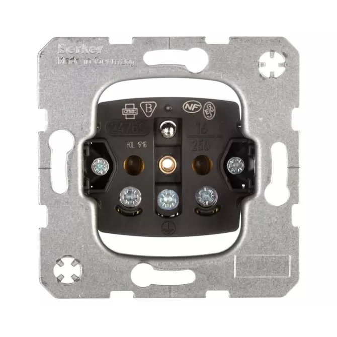 Gniazdo pojedyncze z/u zaciski śrubowe | HAGER POLO | One.platform | 396380 1