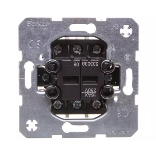 Łącznik schodowy podwójny | HAGER POLO | One.platform | 53303808 1